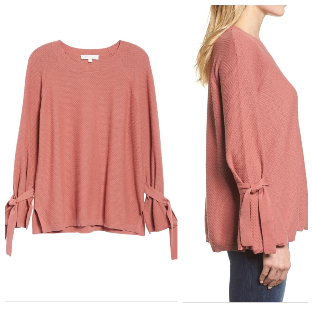 Two by Vince Camuto Texture Stitch Tie-Sleeve Top